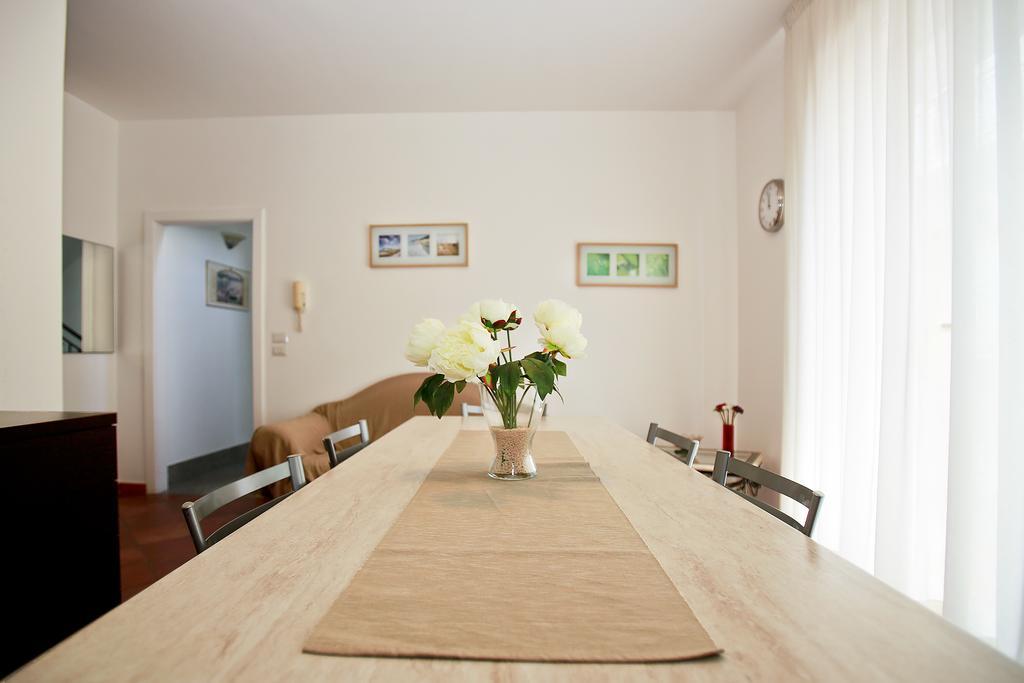 B&B A Casa Di Amici Джардини-Наксос Экстерьер фото