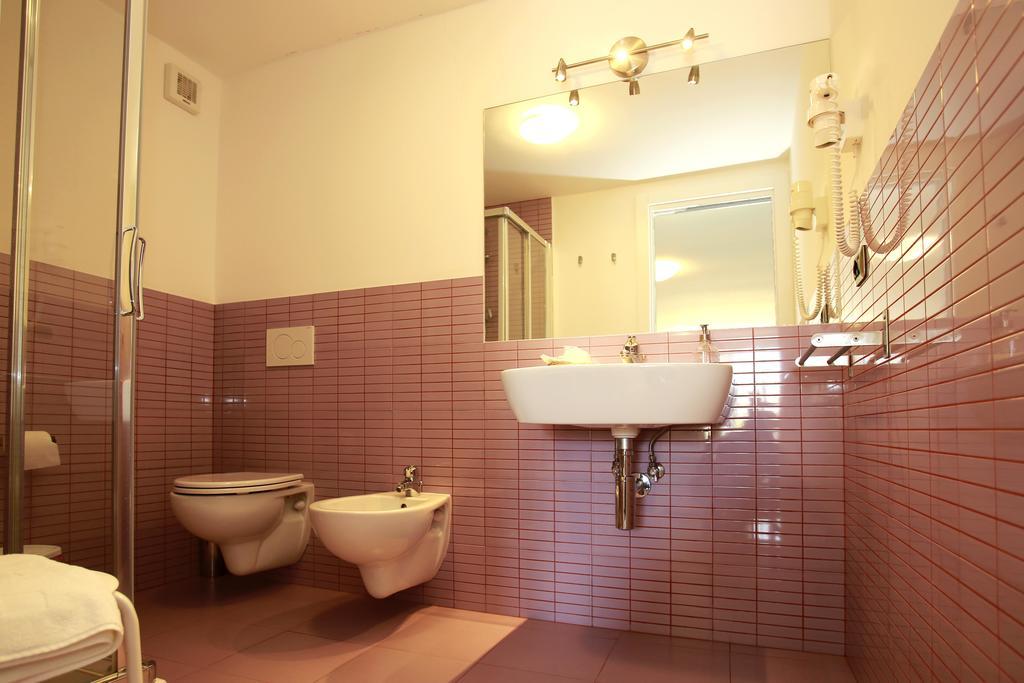 B&B A Casa Di Amici Джардини-Наксос Экстерьер фото