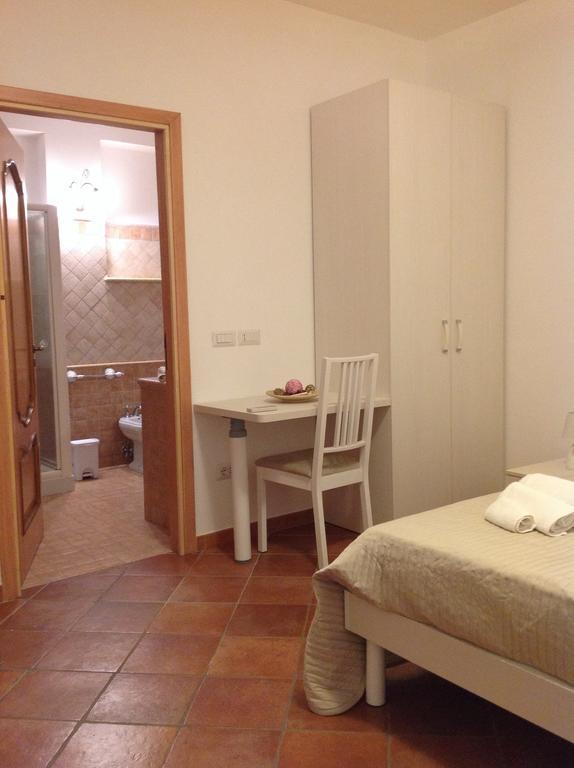 B&B A Casa Di Amici Джардини-Наксос Экстерьер фото