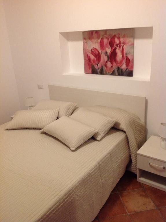 B&B A Casa Di Amici Джардини-Наксос Номер фото